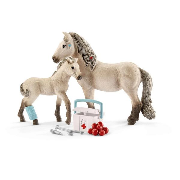 4059433573656-kit-de-secours-dhorse-club-hannah---schleich