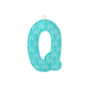 Lettre en tissu Q – Arc-en-ciel
