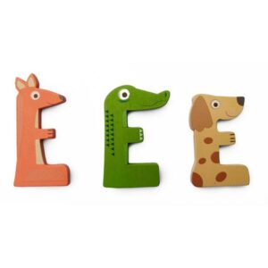 Lettre en bois – E